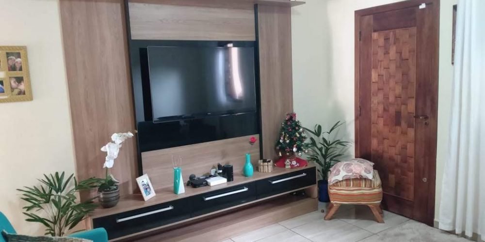 8fd3c524-34df-4dbe-b95c-404548174fab